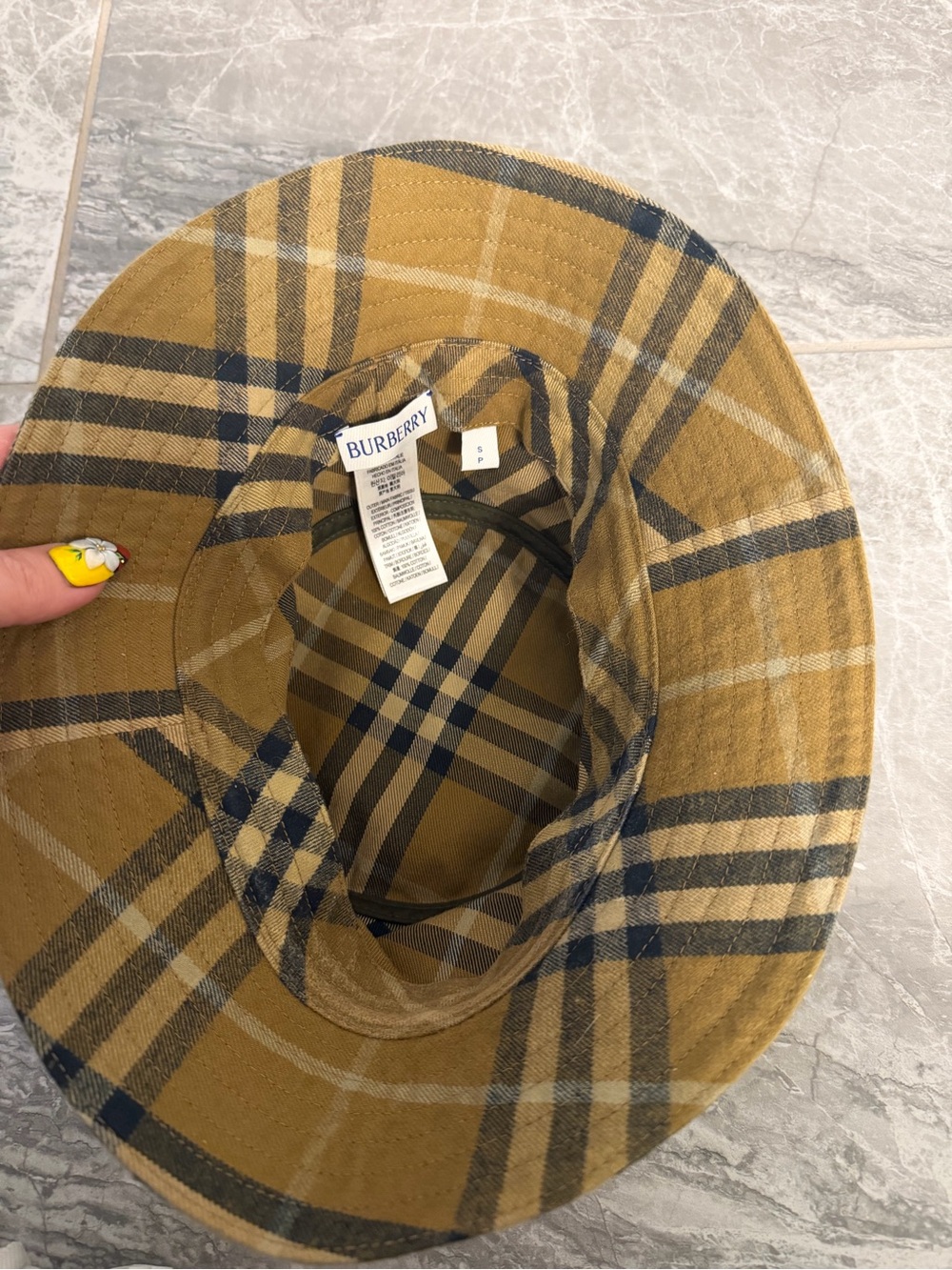Burberry Men's Cotton Check Twill Check in Camp - Size Small - Picture 5 of 7